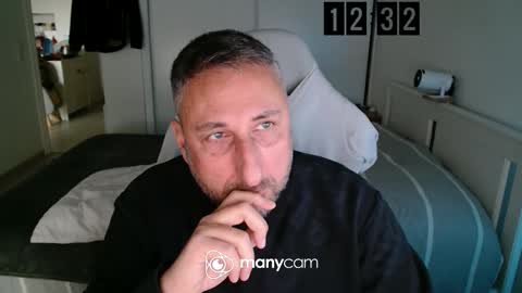 Snapshot of mrdr0o0o chatting on November 24, 11:32 am mrdr0o0o online show from November 24, 11:32 am