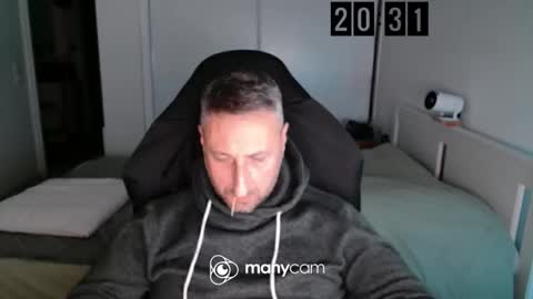 Snapshot of mrdr0o0o chatting on December 16, 7:30 pm mrdr0o0o online show from December 16, 7:30 pm