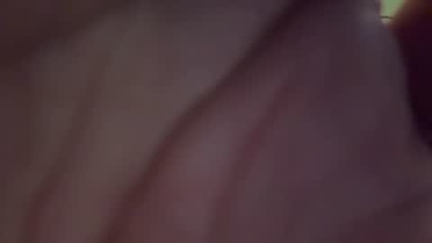 Snapshot of mreric_210 chatting on August 7, 5:37 pm mreric_210 online show from August 7, 5:37 pm