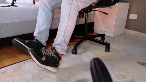 Mr Fox online show from October 25, 7:41 pm