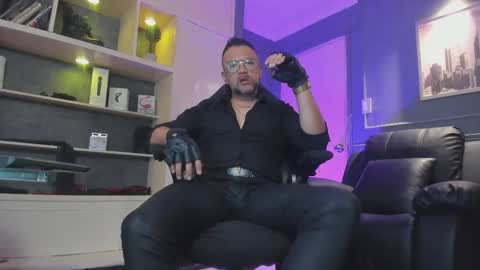 MrFrank. online show from December 20, 11:28 am