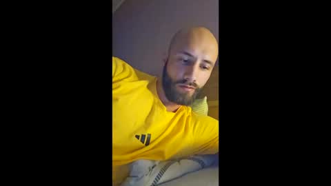 Snapshot of mrga591904 chatting on February 25, 6:34 am mrga591904 online show from February 25, 6:34 am
