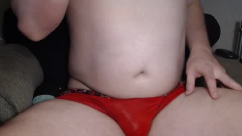 Snapshot of mrgirthygyatt chatting on April 6, 8:04 am mrgirthygyatt online show from April 6, 8:04 am