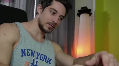 Snapshot of mrgreeneyes01 chatting on January 26, 8:57 am juan luis online show from January 26, 8:57 am