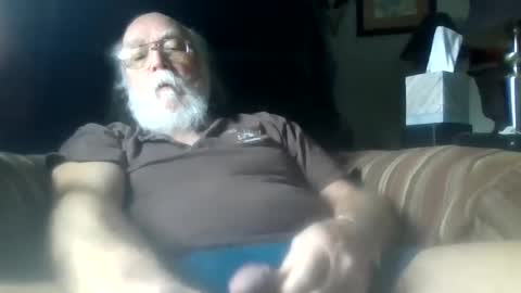 Snapshot of mrhollar chatting on February 8, 3:53 pm mrhollar online show from February 8, 3:53 pm