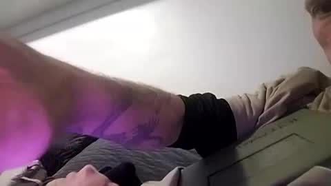 Snapshot of mrj1979 chatting on February 22, 10:47 am mrj1979 online show from February 22, 10:47 am