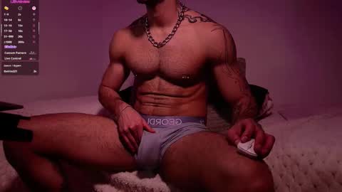 Juan online show from February 9, 6:56 pm