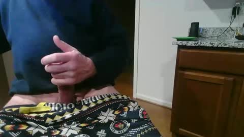 Snapshot of mrjackstraw469 chatting on February 1, 10:44 pm mrjackstraw469 online show from February 1, 10:44 pm