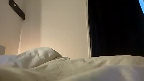 Snapshot of mrjambonsec chatting on February 24, 8:06 am mrjambonsec online show from February 24, 8:06 am