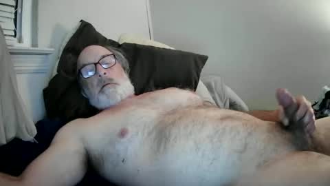 Snapshot of mrjames59 chatting on March 9, 9:24 am mrjames59 online show from March 9, 9:24 am