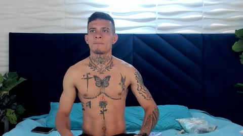 mrjustin_ online show from December 20, 8:27 pm