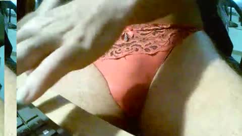 Snapshot of mrkat6969 chatting on November 9, 11:03 pm mrkat6969 online show from November 9, 11:03 pm