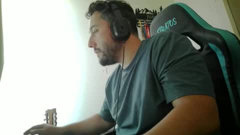 Snapshot of mrlilnice chatting on January 9, 11:57 am mrlilnice online show from January 9, 11:57 am