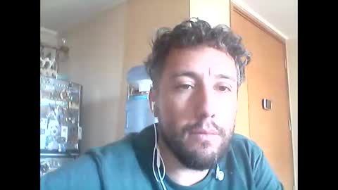 Snapshot of mrlilnice chatting on April 9, 8:58 pm mrlilnice online show from April 9, 8:58 pm