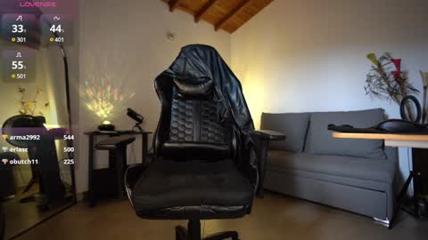 Luis    Instagram   online show from February 7, 4:14 pm