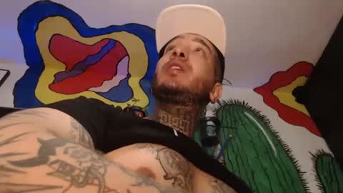 Snapshot of mrmanny__ chatting on February 16, 3:27 pm mrmanny__ online show from February 16, 3:27 pm