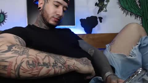 Snapshot of mrmanny__ chatting on February 27, 9:32 am mrmanny__ online show from February 27, 9:32 am