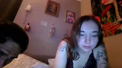 Snapshot of mrmayhem999_ chatting on December 17, 12:05 am mrmayhem999_ online show from December 17, 12:05 am