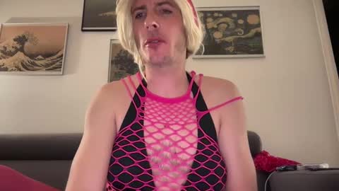 Snapshot of mrmooser42 chatting on January 30, 5:28 pm TaleOfLaura online show from January 30, 5:28 pm