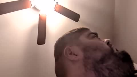 Snapshot of mrorange50187 chatting on December 26, 12:36 am mrorange50187 online show from December 26, 12:36 am