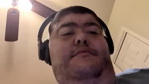 Snapshot of mrorange50187 chatting on October 7, 3:31 pm mrorange50187 online show from October 7, 3:31 pm