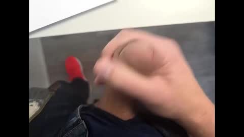 Snapshot of mrpole73 chatting on February 23, 9:17 am mrpole73 online show from February 23, 9:17 am