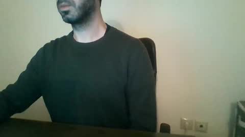 Snapshot of mrralph__90 chatting on December 3, 6:59 am Mrralph online show from December 3, 6:59 am