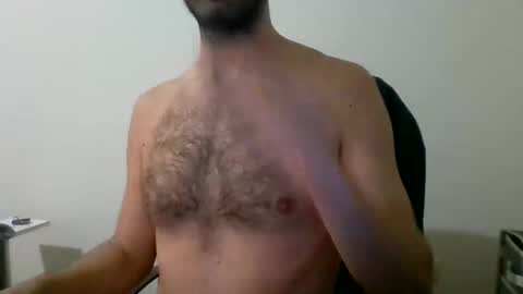 Snapshot of mrralph__90 chatting on December 3, 10:52 pm Mrralph online show from December 3, 10:52 pm