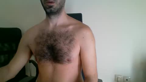 Snapshot of mrralph__90 chatting on February 1, 11:31 am Mrralph online show from February 1, 11:31 am