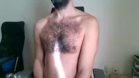 Snapshot of mrralph__90 chatting on February 19, 1:29 pm Mrralph online show from February 19, 1:29 pm