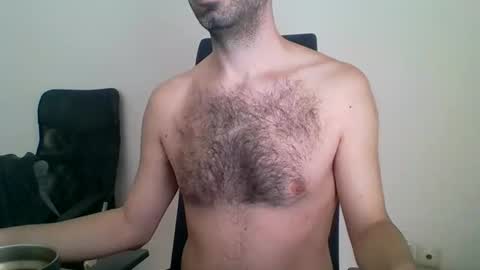 Snapshot of mrralph__90 chatting on February 21, 8:48 am Mrralph online show from February 21, 8:48 am