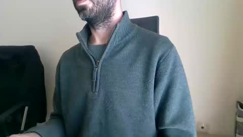Snapshot of mrralph__90 chatting on March 13, 9:05 am Mrralph online show from March 13, 9:05 am