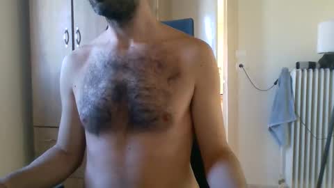 Snapshot of mrralph__90 chatting on May 6, 2:00 pm Mrralph online show from May 6, 2:00 pm