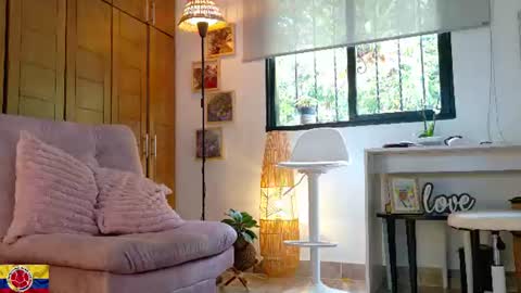 Snapshot of mrs_edha_ chatting on June 25, 3:27 pm Edha online show from June 25, 3:27 pm