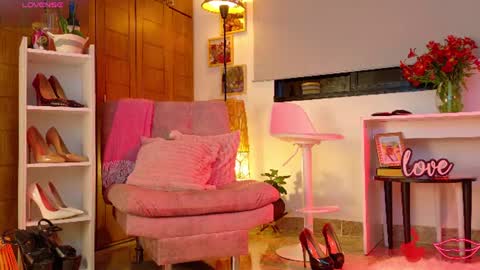 Snapshot of mrs_edha_ chatting on July 28, 1:45 am Edha online show from July 28, 1:45 am