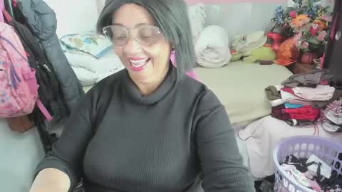 Snapshot of mrs_mommy chatting on May 6, 7:08 pm mrs_mommy online show from May 6, 7:08 pm