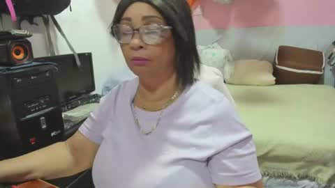 mrs_mommy online show from July 20, 8:11 pm