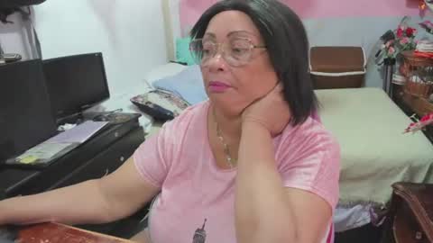 mrs_mommy online show from July 29, 6:50 pm
