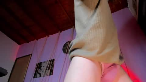 Snapshot of mrshaggy_ chatting on January 8, 10:58 pm Mr Shaggy online show from January 8, 10:58 pm