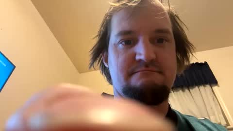 Snapshot of mrsissy812575 chatting on January 8, 10:48 pm mrsissy812575 online show from January 8, 10:48 pm