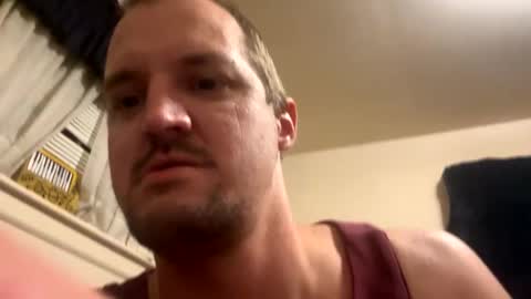 Snapshot of mrsissy812575 chatting on October 5, 1:59 am mrsissy812575 online show from October 5, 1:59 am