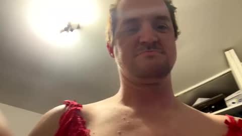 Snapshot of mrsissy812575 chatting on March 23, 9:41 pm mrsissy812575 online show from March 23, 9:41 pm