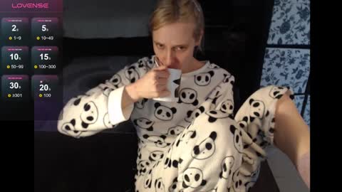 Sasha online show from December 5, 7:27 am