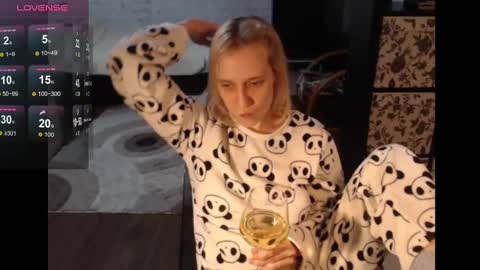 Sasha online show from January 1, 8:04 pm