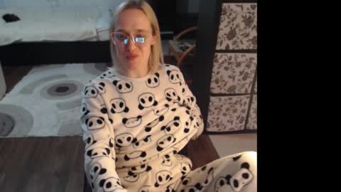 Sasha online show from March 10, 2:55 pm