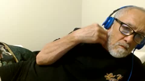 Snapshot of mrtease5 chatting on May 26, 3:35 am mrtease5 online show from May 26, 3:35 am
