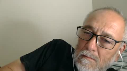 Snapshot of mrtease5 chatting on July 27, 4:19 am mrtease5 online show from July 27, 4:19 am