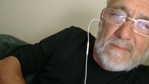 Snapshot of mrtease5 chatting on July 30, 4:11 am mrtease5 online show from July 30, 4:11 am