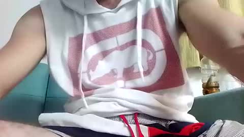 Snapshot of mrwhite017 chatting on February 11, 6:57 pm Mrwhite017 online show from February 11, 6:57 pm