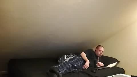 Snapshot of mrxhere chatting on December 5, 7:32 pm mrxhere online show from December 5, 7:32 pm